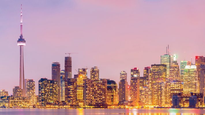 canada-go-study-estudiar ciudad-de-canada-en-la-noche