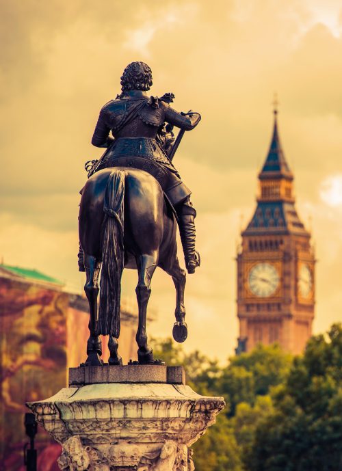 estudiar-en-reino-unido escultura-del-reino-unido