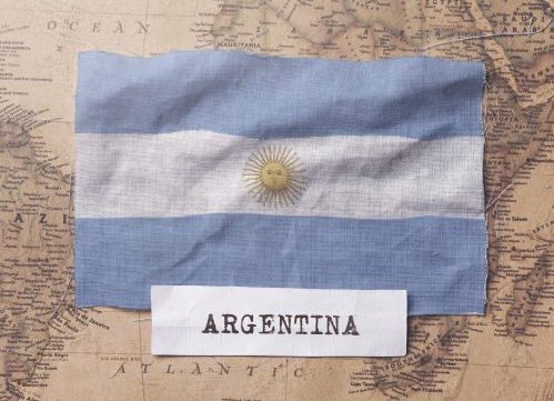 estudios-en-argentina bandera-de-argentina-sobre-mapa