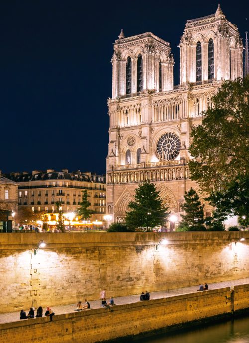 maestria-en-francia iglesia-de-francia